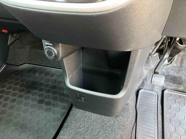 ムーヴ カスタム RS ハイパーリミテッドSAIII ターボ ナビ/TV/BT/USB/DVD 全周囲カメラ 前後ドラレコ スマアシ LEDヘッドランプ オートライト オートハイビーム トップシェイドガラス 革巻ステアリング ステリモ アルミ キーフリー(48枚目)