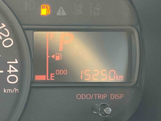 ミラトコット L SAIII LEDヘッドライト オートハイビーム コーナーセンサー 衝突被害軽減ブレーキ 横滑り防止装置 誤発進抑制制御機能 キーレスエントリー 盗難防止アラーム 車速感応式オートパワードアロック パワーウィンド(10枚目)