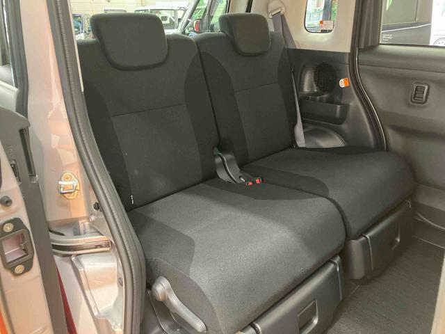 ムーヴキャンバス ＧブラックインテリアＶＳ　ＳＡＩＩＩ　パノラマカメラ連動フルセグナビ　ＵＳＢ接続　ブルートゥース対応　フロント．リヤドライブレコーダー連動　置きラクボックス　運転席シートヒータ　ウインドシールドディアイサー　オートライト　オートハイビーム（31枚目）