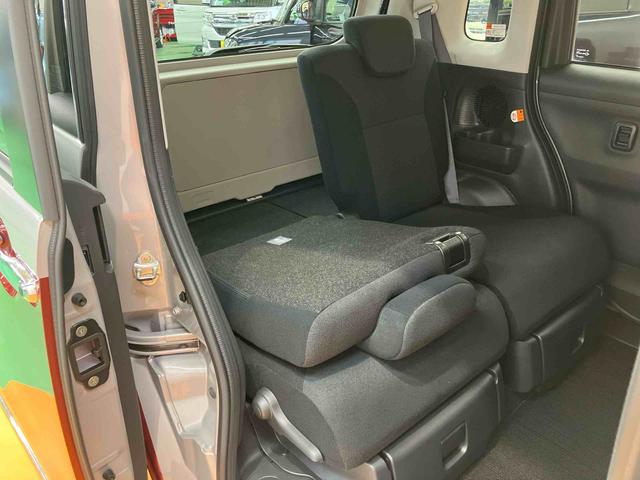 ムーヴキャンバス ＧブラックインテリアＶＳ　ＳＡＩＩＩ　パノラマカメラ連動フルセグナビ　ＵＳＢ接続　ブルートゥース対応　フロント．リヤドライブレコーダー連動　置きラクボックス　運転席シートヒータ　ウインドシールドディアイサー　オートライト　オートハイビーム（32枚目）