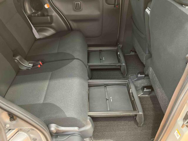 ムーヴキャンバス ＧブラックインテリアＶＳ　ＳＡＩＩＩ　パノラマカメラ連動フルセグナビ　ＵＳＢ接続　ブルートゥース対応　フロント．リヤドライブレコーダー連動　置きラクボックス　運転席シートヒータ　ウインドシールドディアイサー　オートライト　オートハイビーム（33枚目）