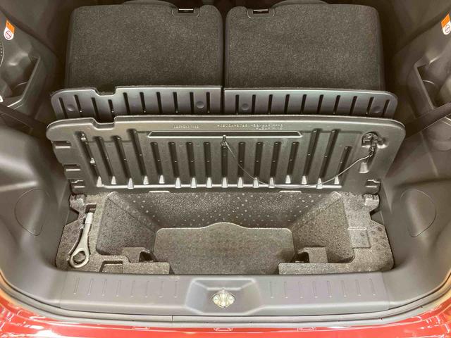 ムーヴキャンバス ＧブラックインテリアＶＳ　ＳＡＩＩＩ　パノラマカメラ連動フルセグナビ　ＵＳＢ接続　ブルートゥース対応　フロント．リヤドライブレコーダー連動　置きラクボックス　運転席シートヒータ　ウインドシールドディアイサー　オートライト　オートハイビーム（40枚目）