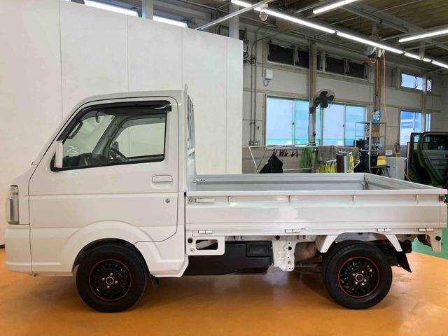 キャリイトラック ＫＸ　４ＷＤ　ワンセグナビ　ブルートゥース対応　ＡＵＸ接続　ＥＴＣ　社外アルミホイール　荷台マット　テールゲートチェーン　作業灯　パワーウインドウ　灰皿　マニュアルレベリング機能付ハロゲンヘッドライト（13枚目）