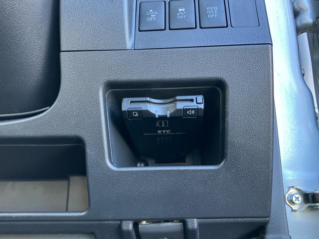 タント カスタムＲＳ　トップエディションＳＡＩＩ　ターボ　ナビ／ワンセグ／ＣＤ／ＵＳＢ　バックカメラ　ＥＴＣ　トップシェイドガラス　ＬＥＤヘッドライト　オートライト　スマアシ　両電動スライド　革巻ステアリング　キーフリー　盗難防止警報　アルミホイール（17枚目）