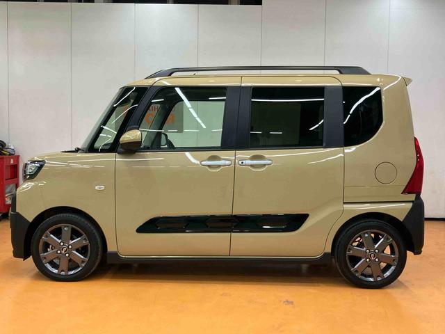 タント ファンクロスターボ　衝突回避支援システム　横滑り防止装置　アイドリングストップ　前後コーナーセンサー　前席シートヒーター　ホールド機能付き電動パーキングブレーキ　プッシュエンジンスタート　キーフリーシステム／（11枚目）