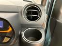 運転席ドリンクホルダー