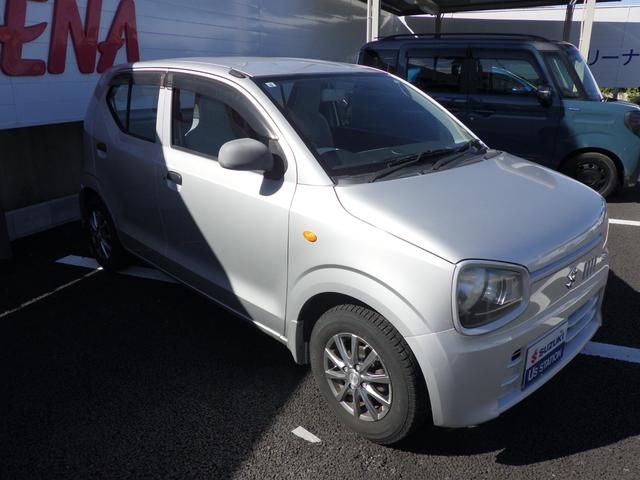 アルト Ｆ　運転席エアバック　助手席エアバック　ＡＢＳ　ＥＳＣ　衝突安全ボディ　盗難防止システム　キーレスエントリー　ＣＤ（6枚目）