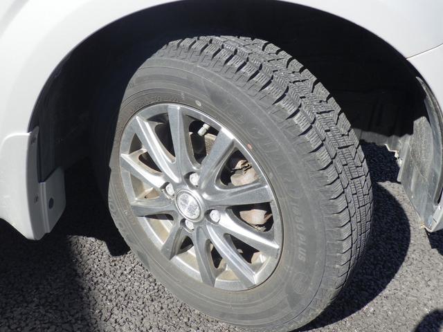 アルト Ｆ　運転席エアバック　助手席エアバック　ＡＢＳ　ＥＳＣ　衝突安全ボディ　盗難防止システム　キーレスエントリー　ＣＤ（12枚目）