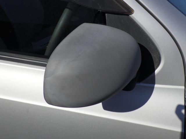 アルト Ｆ　運転席エアバック　助手席エアバック　ＡＢＳ　ＥＳＣ　衝突安全ボディ　盗難防止システム　キーレスエントリー　ＣＤ（13枚目）