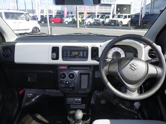 アルト Ｆ　運転席エアバック　助手席エアバック　ＡＢＳ　ＥＳＣ　衝突安全ボディ　盗難防止システム　キーレスエントリー　ＣＤ（16枚目）