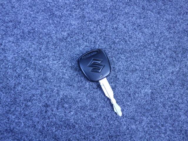 アルト Ｆ　運転席エアバック　助手席エアバック　ＡＢＳ　ＥＳＣ　衝突安全ボディ　盗難防止システム　キーレスエントリー　ＣＤ（51枚目）