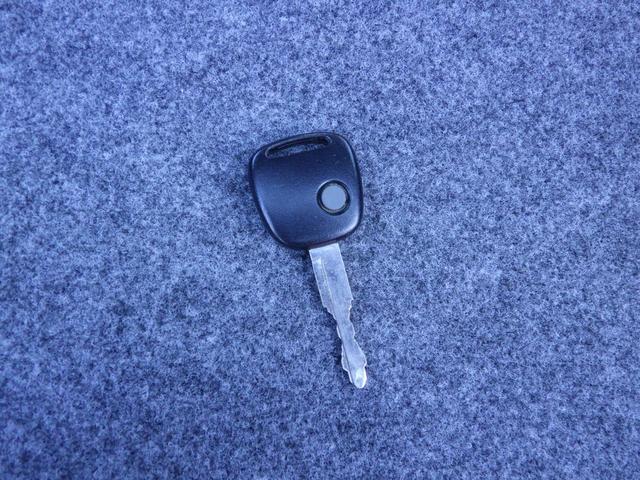 アルト Ｆ　運転席エアバック　助手席エアバック　ＡＢＳ　ＥＳＣ　衝突安全ボディ　盗難防止システム　キーレスエントリー　ＣＤ（52枚目）