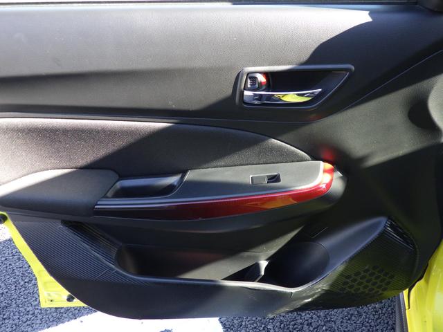 スイフトスポーツ スポーツ ZC33S 衝突軽減ブレーキ 衝突安全ボディ 盗難防止システム キーレスエントリー スマートキー シートヒーター ETC ナビ ドアバイザー プッシュスタートスイッチ オートエアコン パワーウィンドウ(53枚目)