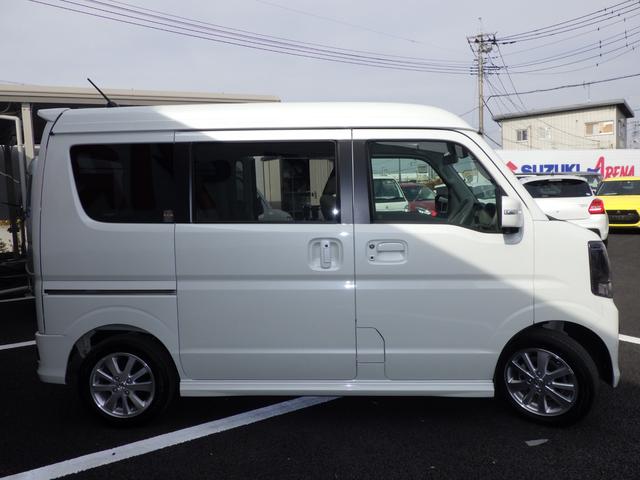 エブリイワゴン ＰＺターボ　スペシャル　ハイルーフ　６型　衝突被害軽減システム	衝突安全ボディ	クリアランスソナー	ＨＩＤ	盗難防止システム	キーレスエントリー	アイドリングストップ	フルフラット　ベンチシート　シートヒーター	エアコン	パワーステアリング（9枚目）