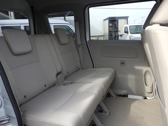 エブリイワゴン ＰＺターボ　スペシャル　ハイルーフ　６型　衝突被害軽減システム	衝突安全ボディ	クリアランスソナー	ＨＩＤ	盗難防止システム	キーレスエントリー	アイドリングストップ	フルフラット　ベンチシート　シートヒーター	エアコン	パワーステアリング（46枚目）