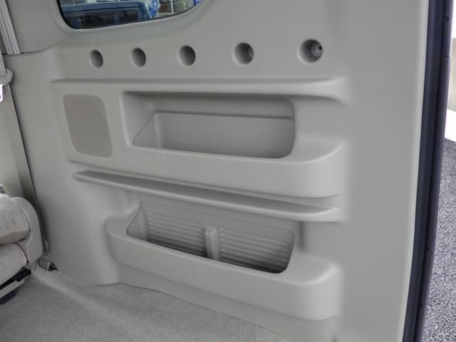 エブリイワゴン ＰＺターボ　スペシャル　ハイルーフ　６型　衝突被害軽減システム	衝突安全ボディ	クリアランスソナー	ＨＩＤ	盗難防止システム	キーレスエントリー	アイドリングストップ	フルフラット　ベンチシート　シートヒーター	エアコン	パワーステアリング（51枚目）