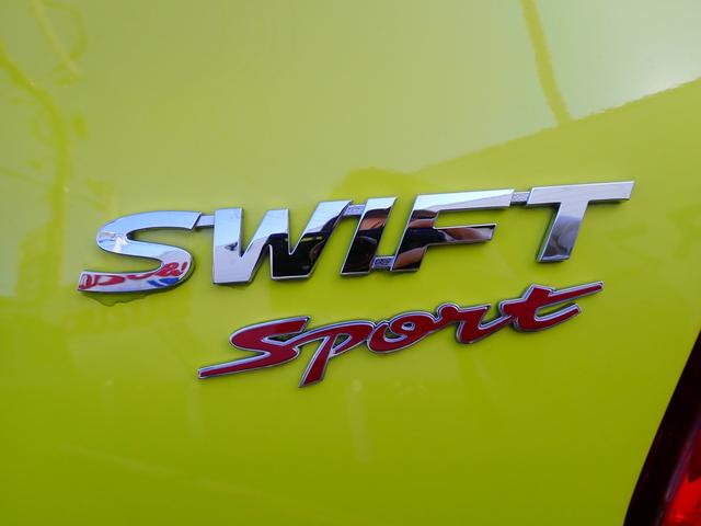 スイフトスポーツ スポーツ ZC33S 全方位カメラ付きメモリーナビ 衝突安全ボディ 盗難防止システム キーレスエントリー スマートキー シートヒーター エアコン パワーステアリング パワーウィンドウ 運転席エアバッグ(13枚目)