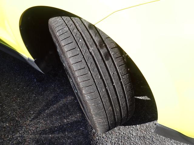 スイフトスポーツ スポーツ ZC33S 全方位カメラ付きメモリーナビ 衝突安全ボディ 盗難防止システム キーレスエントリー スマートキー シートヒーター エアコン パワーステアリング パワーウィンドウ 運転席エアバッグ(17枚目)