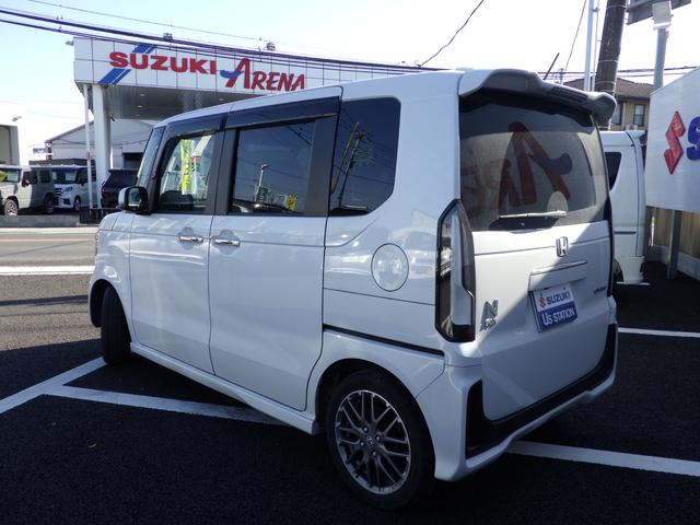 Ｎ－ＢＯＸカスタム カスタムターボ　衝突被害軽減システム　レーンアシスト	クリアランスソナー	盗難防止システム　キーレスエントリー	スマートキー　アイドリングストップ	ベンチシート	フルフラット　シートヒーター	サイドカメラ（12枚目）