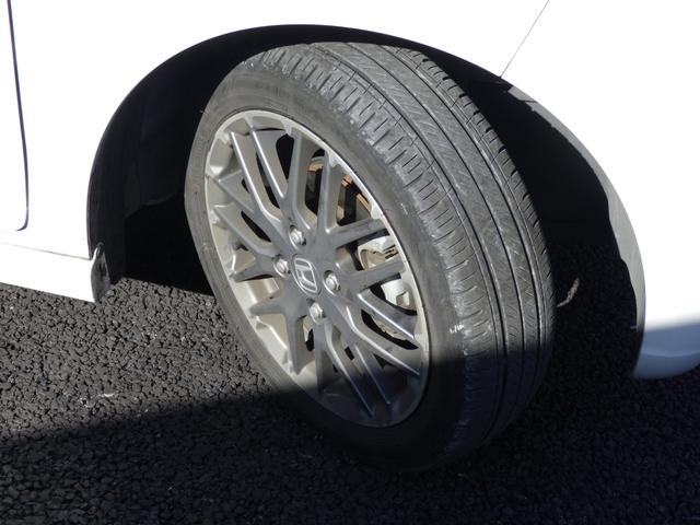 Ｎ－ＢＯＸカスタム カスタムターボ　衝突被害軽減システム　レーンアシスト	クリアランスソナー	盗難防止システム　キーレスエントリー	スマートキー　アイドリングストップ	ベンチシート	フルフラット　シートヒーター	サイドカメラ（16枚目）