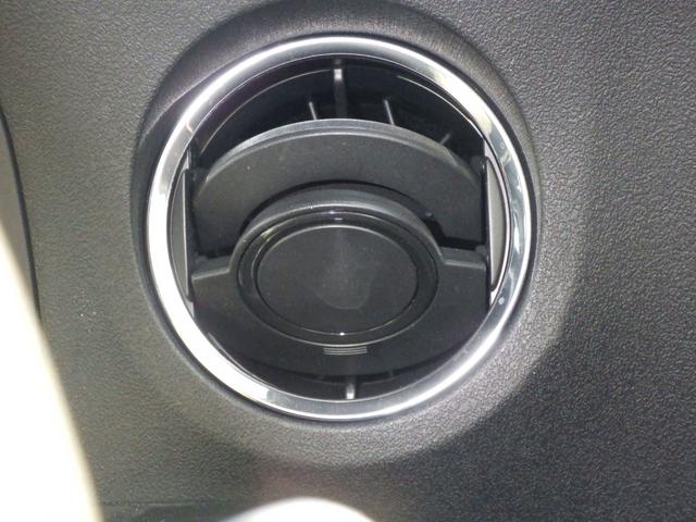 Ｎ－ＢＯＸカスタム カスタムターボ　衝突被害軽減システム　レーンアシスト	クリアランスソナー	盗難防止システム　キーレスエントリー	スマートキー　アイドリングストップ	ベンチシート	フルフラット　シートヒーター	サイドカメラ（35枚目）