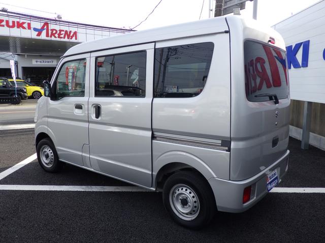 エブリイ ＰＣ　ＤＡ１７Ｖ　衝突安全ボディ　盗難防止システム　パワーウィンドウ　パワーステアリング　ＡＢＳ　ナビ　エアコン　キーレスエントリー　スライドドア（10枚目）