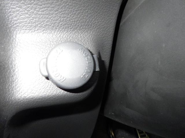 アルトワークス ワークス　衝突安全ボディ　盗難防止システム　ＨＩＤ　ナビ　キーレスエントリー　スマートキー　プッシュスタートスイッチ　ドライブレコーダー　パワーウィンドウ　アイソフィックス　アクセサリーソケット（39枚目）