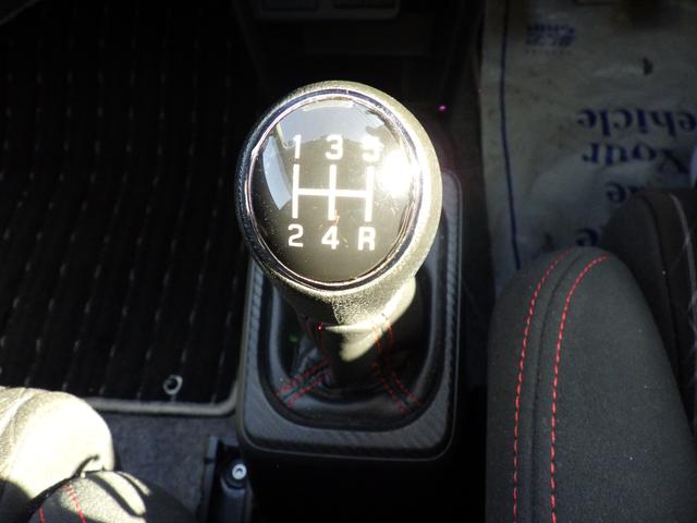 アルトワークス ワークス　衝突安全ボディ　盗難防止システム　ＨＩＤ　ナビ　キーレスエントリー　スマートキー　プッシュスタートスイッチ　ドライブレコーダー　パワーウィンドウ　アイソフィックス　アクセサリーソケット（45枚目）