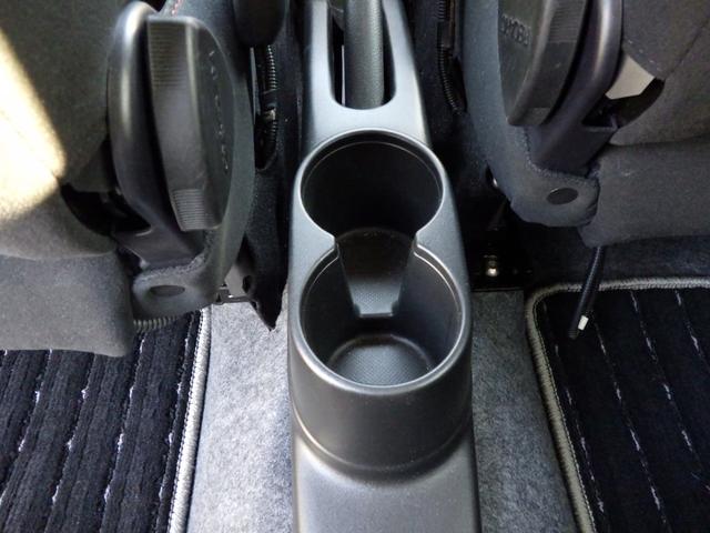 アルトワークス ワークス　衝突安全ボディ　盗難防止システム　ＨＩＤ　ナビ　キーレスエントリー　スマートキー　プッシュスタートスイッチ　ドライブレコーダー　パワーウィンドウ　アイソフィックス　アクセサリーソケット（55枚目）