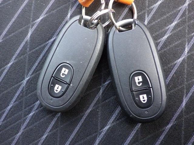 アルトワークス ワークス　衝突安全ボディ　盗難防止システム　ＨＩＤ　ナビ　キーレスエントリー　スマートキー　プッシュスタートスイッチ　ドライブレコーダー　パワーウィンドウ　アイソフィックス　アクセサリーソケット（61枚目）