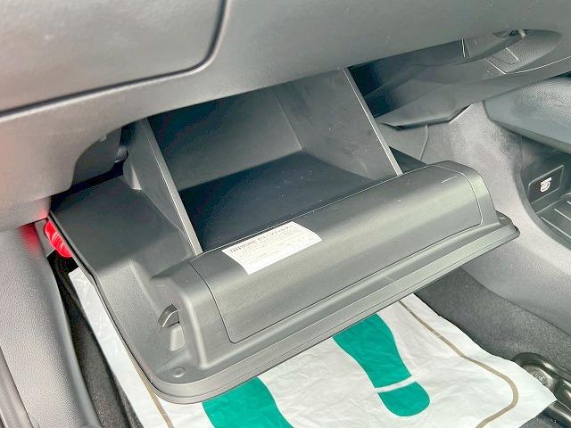 ノート Ｘ　禁煙　プロパイロット　衝突軽減ブレーキ　純正メモリナビ　Ｂｌｕｅｔｏｔｏｈ　３６０°モニター　フルセグ　障害物センサー（12枚目）