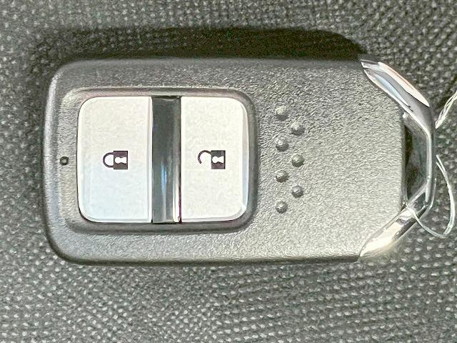 シャトル ハイブリッドX 禁煙 1オーナー 衝突軽減ブレーキ 純正メモリナビ Bluetooth バックモニター ETC 地デジ LED フォグ(28枚目)