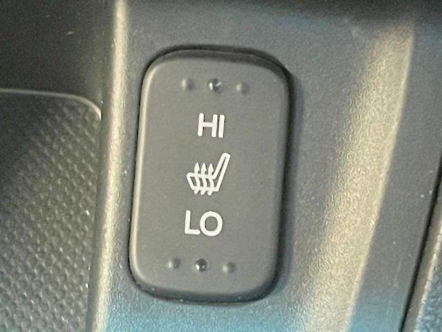 シートヒーターが付いてます！