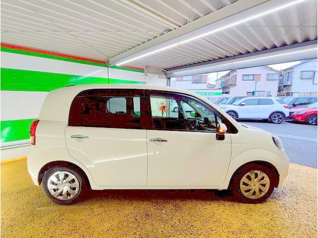 ポルテ G 禁煙 衝突軽減ブレーキ ETC スマートキー シートヒーター 自動ドア HID フォグ(5枚目)