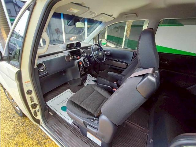 ポルテ G 禁煙 衝突軽減ブレーキ ETC スマートキー シートヒーター 自動ドア HID フォグ(10枚目)