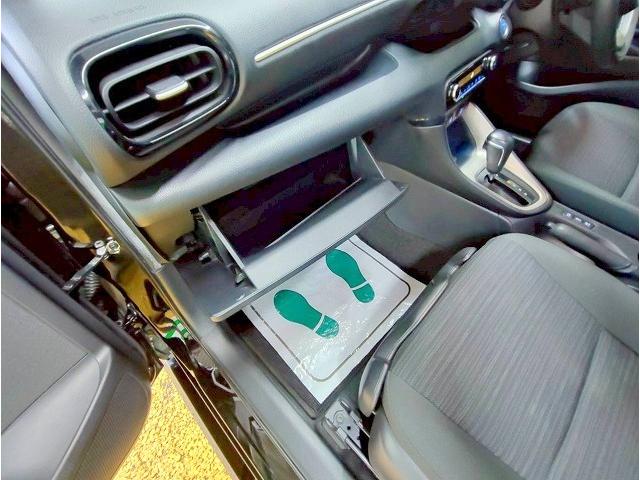 ヤリス ハイブリッドZ 禁煙 1オーナー 衝突軽減ブレーキ 純正ディスプレイオーディオ Bluetooth バックモニター フルセグ ETC(12枚目)