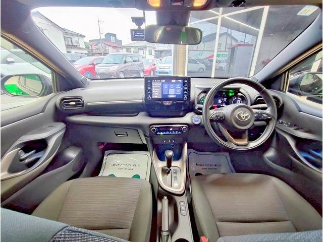 ヤリス ハイブリッドZ 禁煙 1オーナー 衝突軽減ブレーキ 純正ディスプレイオーディオ Bluetooth バックモニター フルセグ ETC(13枚目)