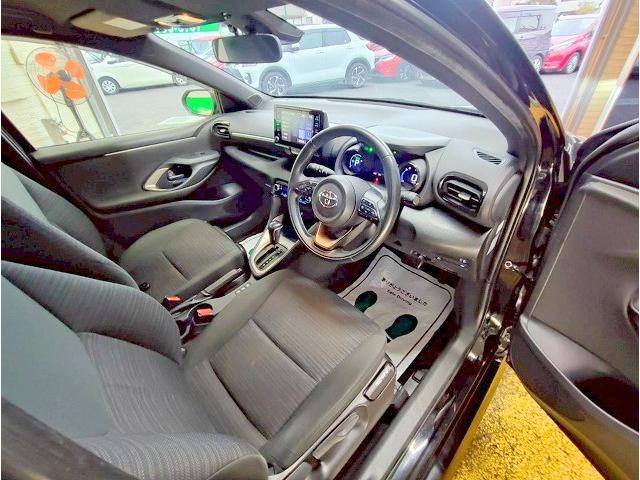 ヤリス ハイブリッドZ 禁煙 1オーナー 衝突軽減ブレーキ 純正ディスプレイオーディオ Bluetooth バックモニター フルセグ ETC(15枚目)
