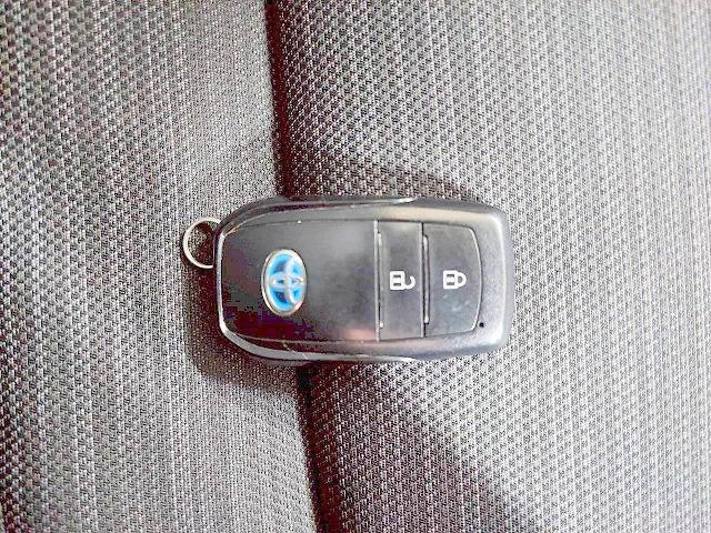 ヤリス ハイブリッドZ 禁煙 1オーナー 衝突軽減ブレーキ 純正ディスプレイオーディオ Bluetooth バックモニター フルセグ ETC(26枚目)