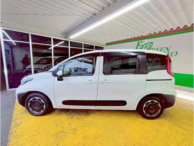 シエンタ ハイブリッドZ 禁煙 衝突軽減ブレーキ 純正メモリナビ Bluetooth バックモニター フルセグ ETC 両側自動ドア LED(6枚目)