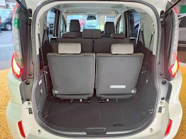 シエンタ ハイブリッドZ 禁煙 衝突軽減ブレーキ 純正メモリナビ Bluetooth バックモニター フルセグ ETC 両側自動ドア LED(18枚目)