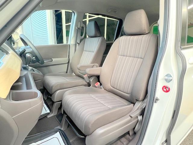 フリード Ｇ・ホンダセンシング　禁煙　衝突軽減ブレーキ　社外ＳＤナビ　Ｂｌｕｅｔｏｏｔｈ　バックモニター　フルセグ　ＥＴＣ　両側自動ドア（11枚目）