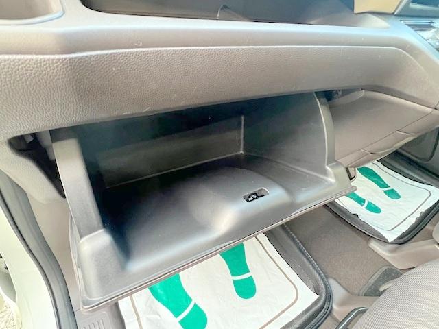 フリード Ｇ・ホンダセンシング　禁煙　衝突軽減ブレーキ　社外ＳＤナビ　Ｂｌｕｅｔｏｏｔｈ　バックモニター　フルセグ　ＥＴＣ　両側自動ドア（12枚目）