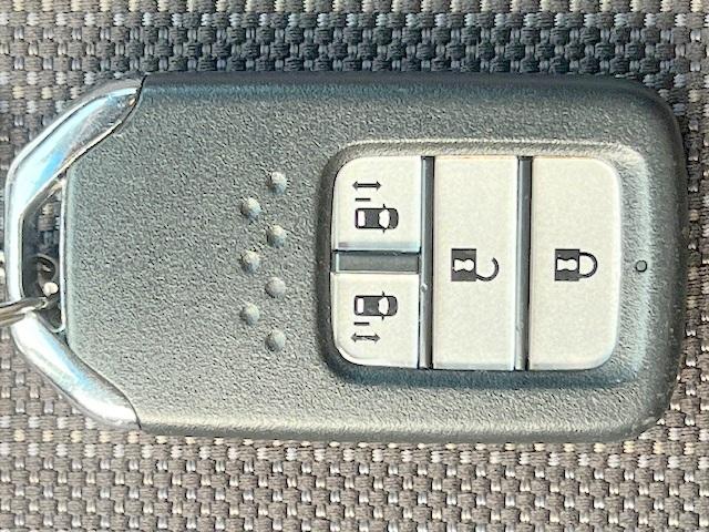 フリード Ｇ・ホンダセンシング　禁煙　衝突軽減ブレーキ　社外ＳＤナビ　Ｂｌｕｅｔｏｏｔｈ　バックモニター　フルセグ　ＥＴＣ　両側自動ドア（27枚目）