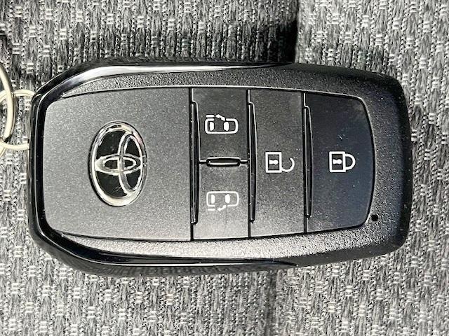 シエンタ ハイブリッドＧ　禁煙　衝突軽減ブレーキ　純正ディスプレイオーディオ　Ｂｌｕｅｔｏｏｔｈ　バックモニター　ＥＴＣ　両側自動ドア　ＬＥＤ（29枚目）