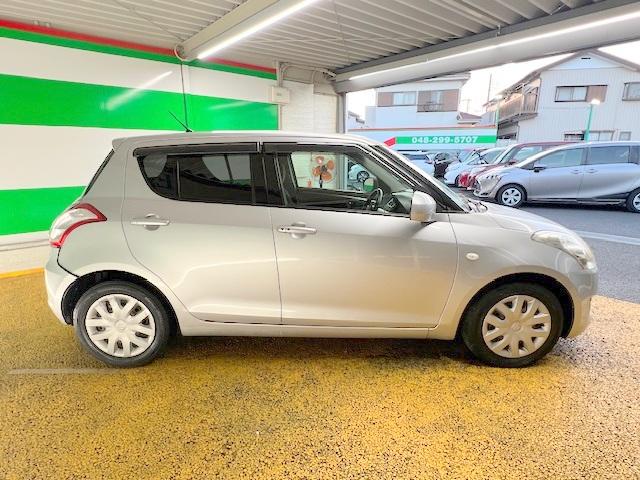 スイフト ＸＧ　禁煙　社外ＳＤナビ　バックモニター　地デジ　ＥＴＣ　スマートキー（4枚目）