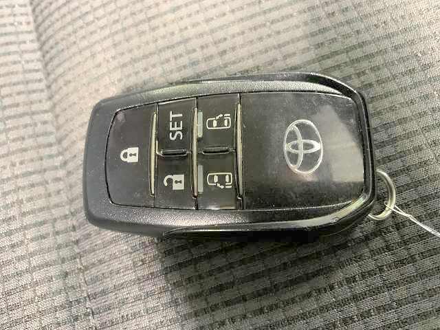 シエンタ ハイブリッドＧ　禁煙　衝突軽減ブレーキ　純正ＳＤナビ　Ｂｌｕｅｔｏｏｔｈ　バックモニター　フルセグ　ＥＴＣ　両側自動ドア（27枚目）