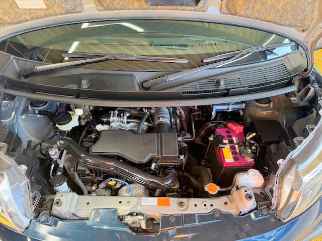 ルーミー Ｇ　禁煙　衝突軽減ブレーキ　純正ＳＤナビ　Ｂｌｕｅｔｏｏｔｈ　バックモニター　フルセグ　ＥＴＣ　シートヒーター　両側自動ドア（8枚目）