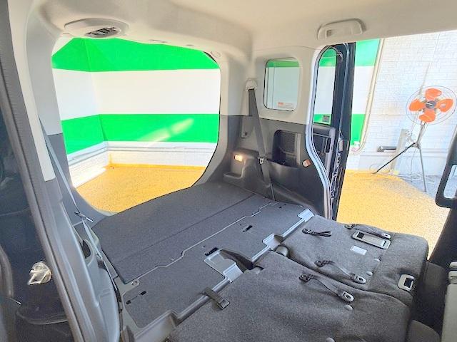 ルーミー Ｇ　禁煙　衝突軽減ブレーキ　純正ＳＤナビ　Ｂｌｕｅｔｏｏｔｈ　バックモニター　フルセグ　ＥＴＣ　シートヒーター　両側自動ドア（20枚目）