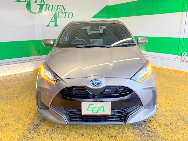 ヤリス ハイブリッドZ 禁煙 衝突軽減ブレーキ 純正メモリナビ Bluetooth 360°モニター フルセグ 両側自動ドア LED(4枚目)